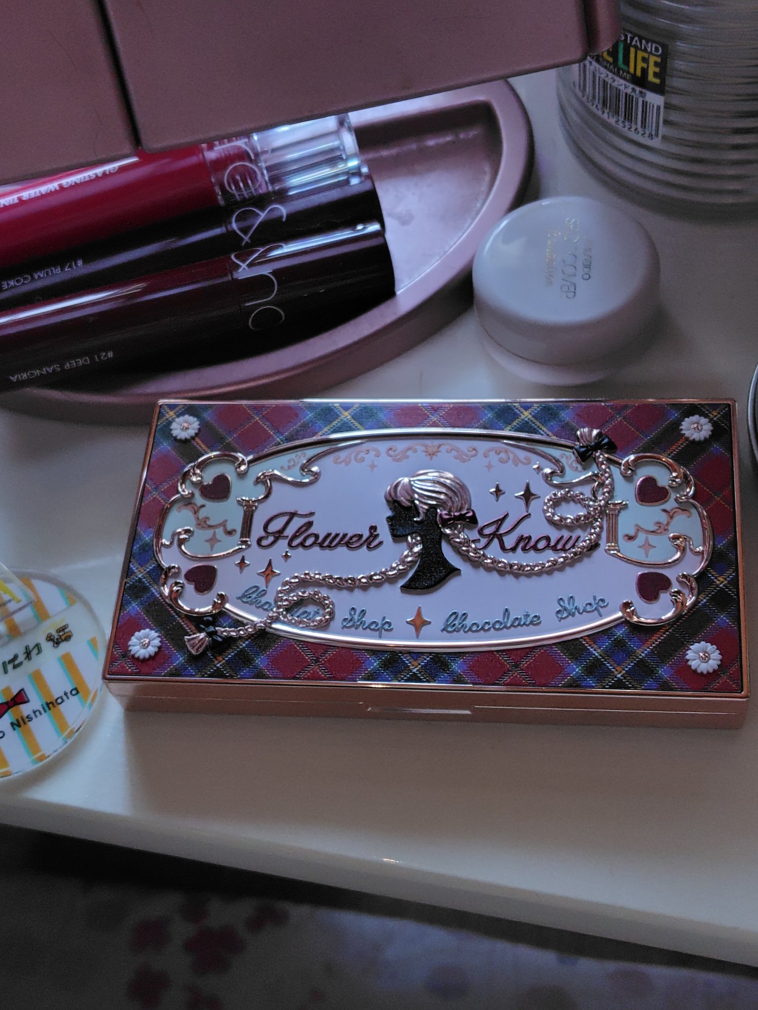 チョコレートシリーズアイシャドウパレット 01 ナッツクラッカ/FlowerKnows/アイシャドウパレットを使ったクチコミ（2枚目）