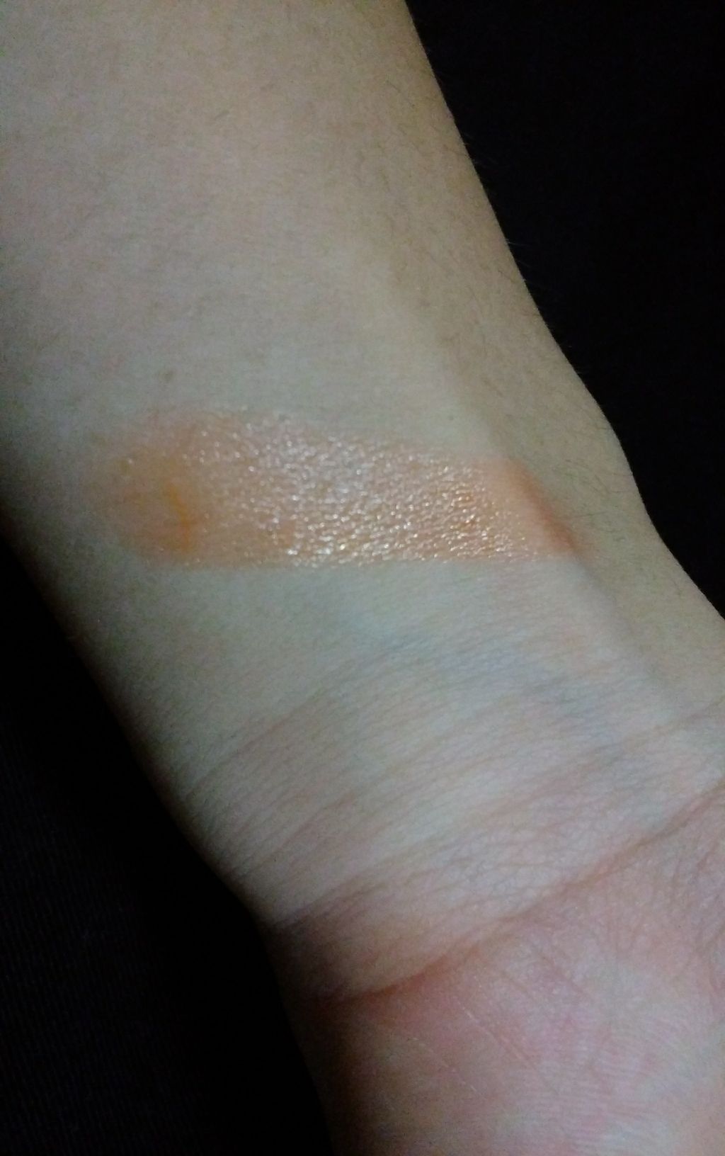 プチバニー グロスバー/TONYMOLY/リップグロスを使ったクチコミ（3枚目）