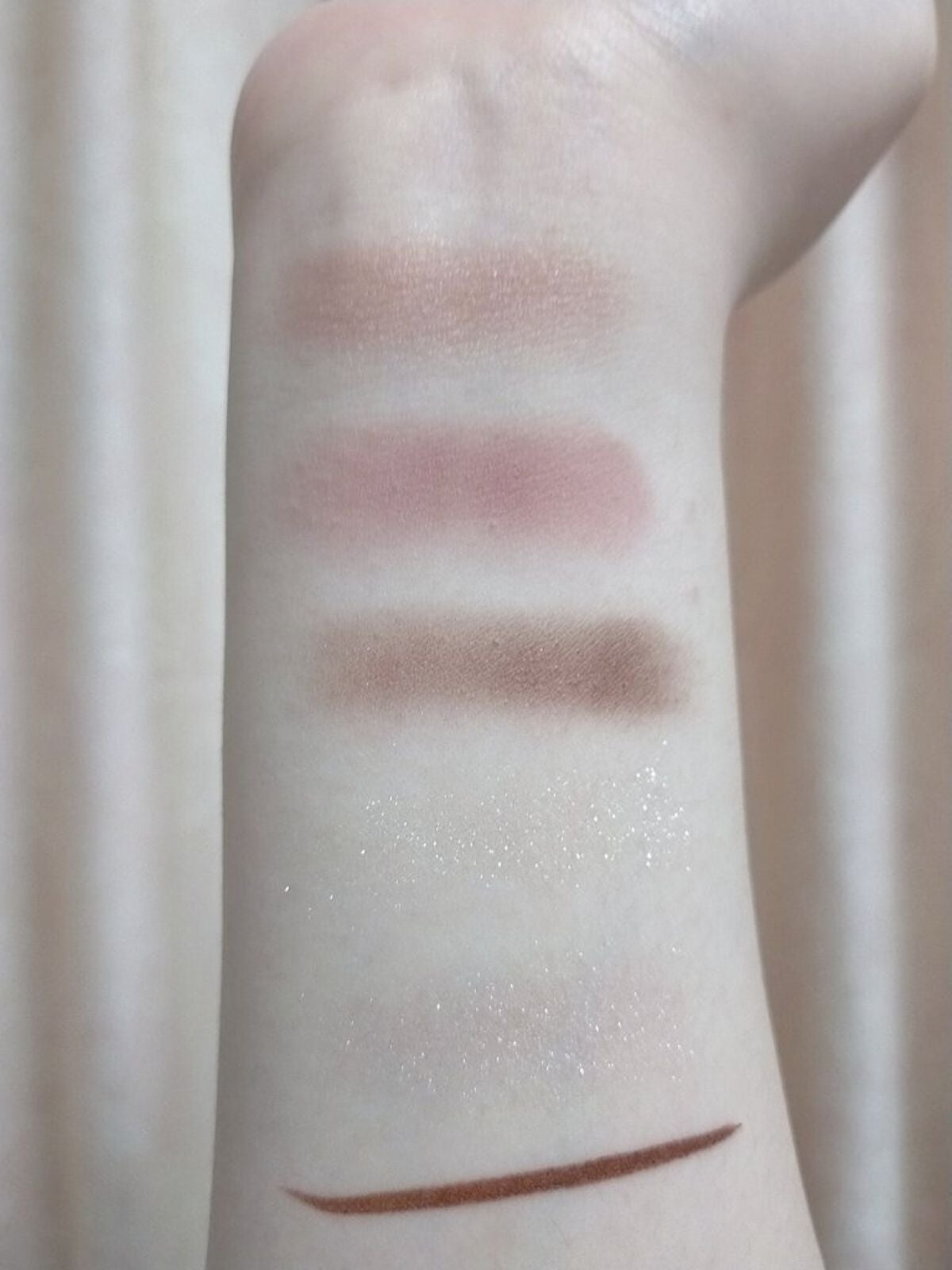 スキニーリッチシャドウ/excel/アイシャドウパレットを使ったクチコミ(4枚目)