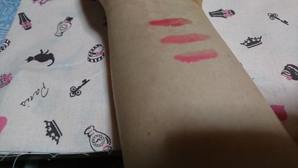 フォーエヴァージューシー オイルルージュ/JILL STUART/口紅を使ったクチコミ(2枚目)