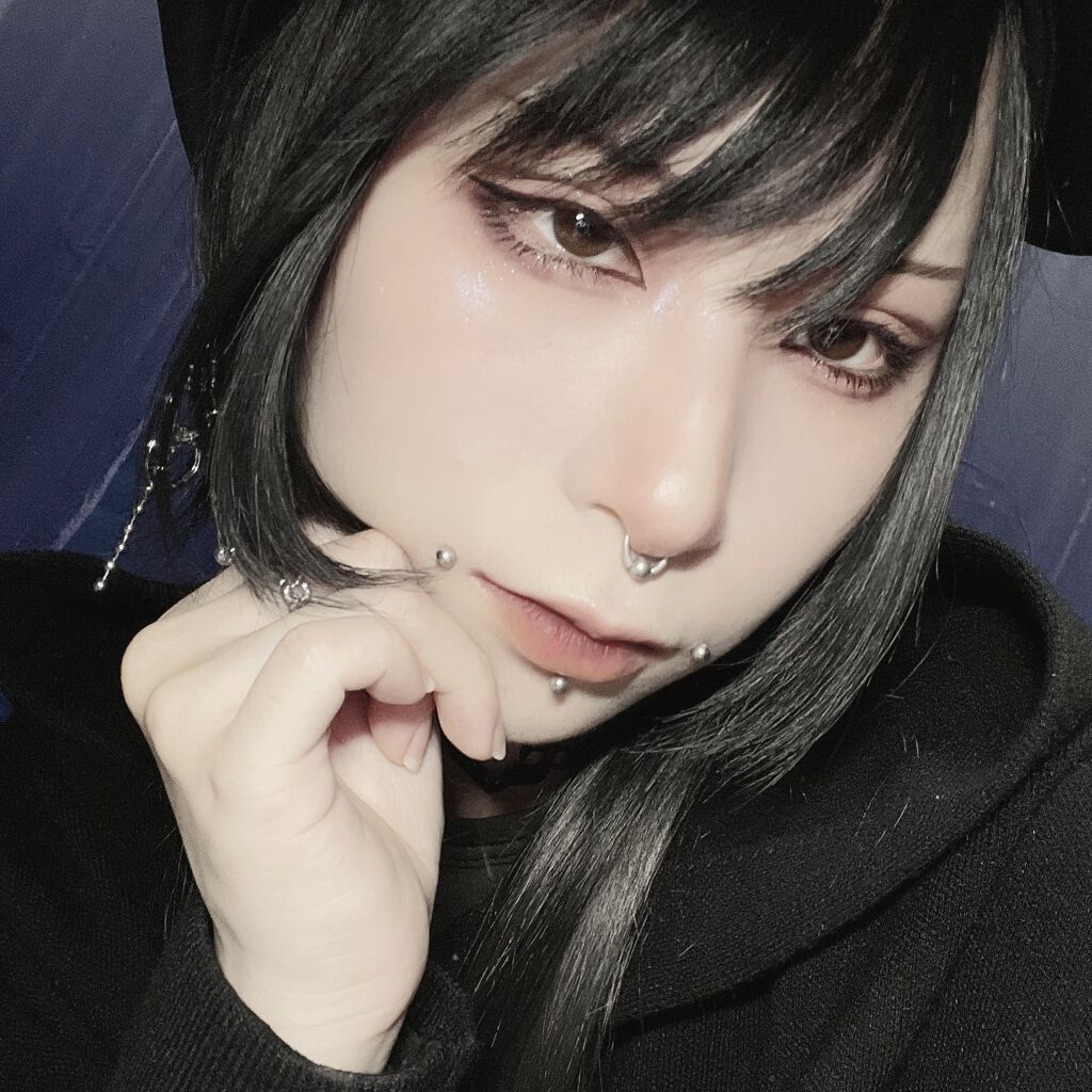 ブラックアイライナー細芯/CEZANNE/リキッドアイライナーを使ったクチコミ（1枚目）