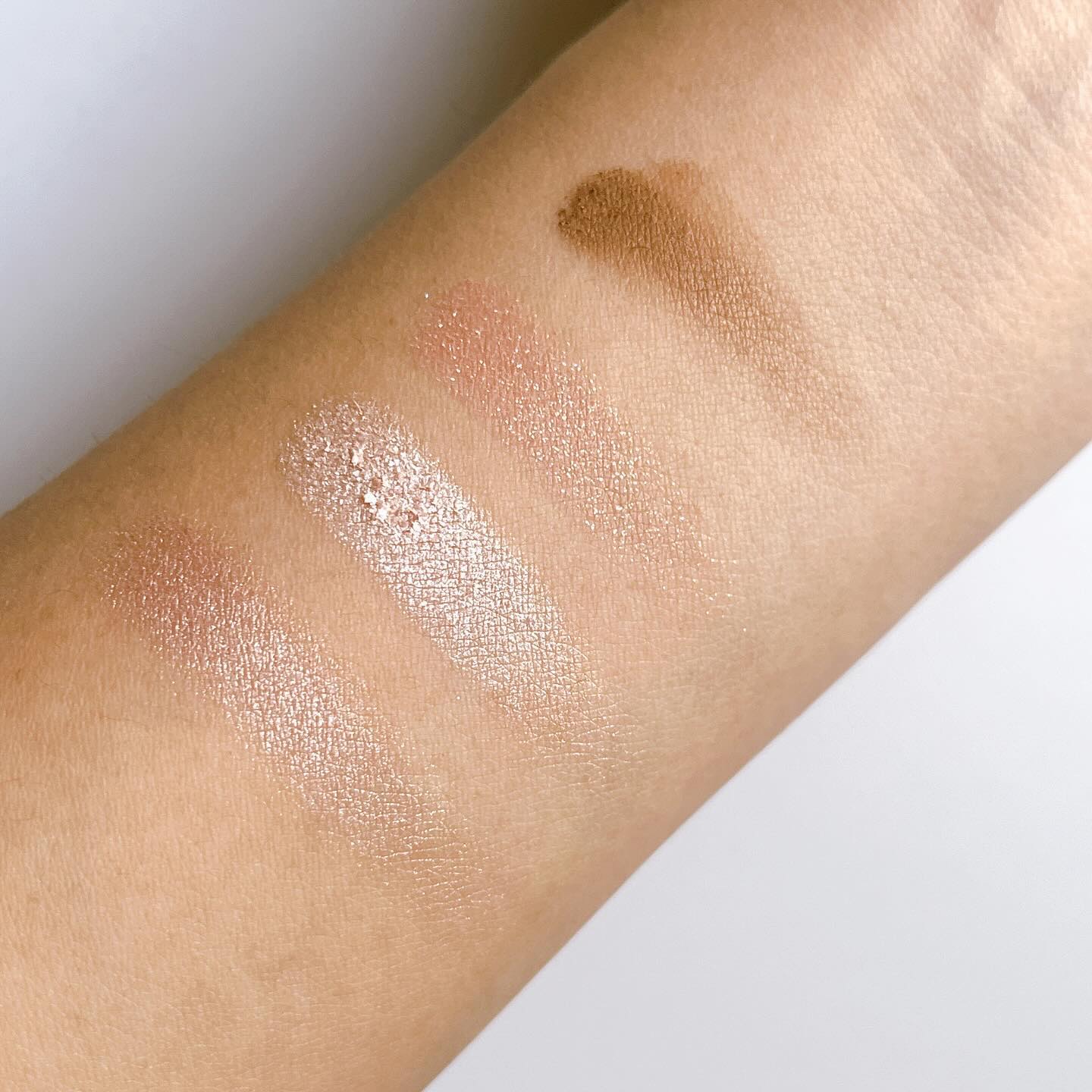 フェイスカラーパレット/チャコット・コスメティクス/アイシャドウパレットを使ったクチコミ（3枚目）