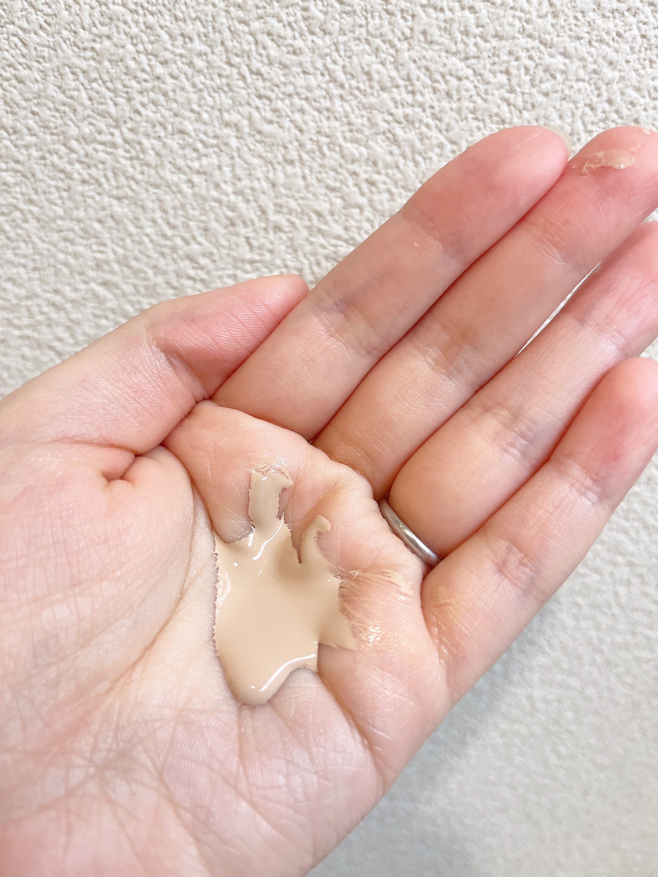 エッセンス スキングロウ プライマー	/SHISEIDO/化粧下地を使ったクチコミ（3枚目）