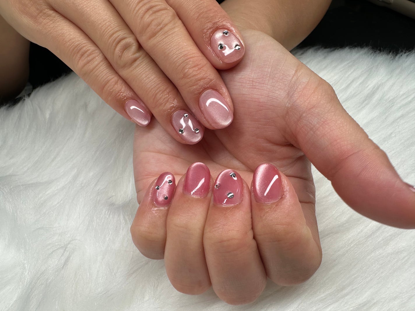 ちゃーん♡ on LIPS 「#ジェルネイルデザイン#ジェルネイル#ピンクネイル#enoi#..」(2枚目)