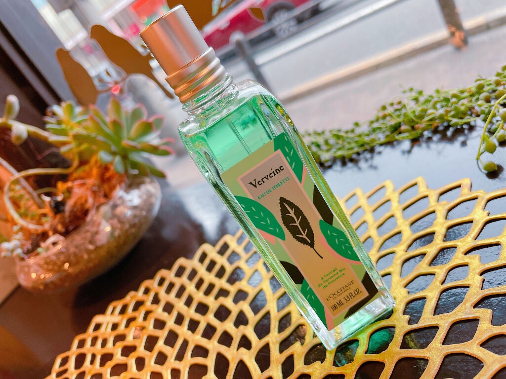 ヴァーベナ オードトワレ/L'OCCITANE/香水(レディース)を使ったクチコミ(2枚目)