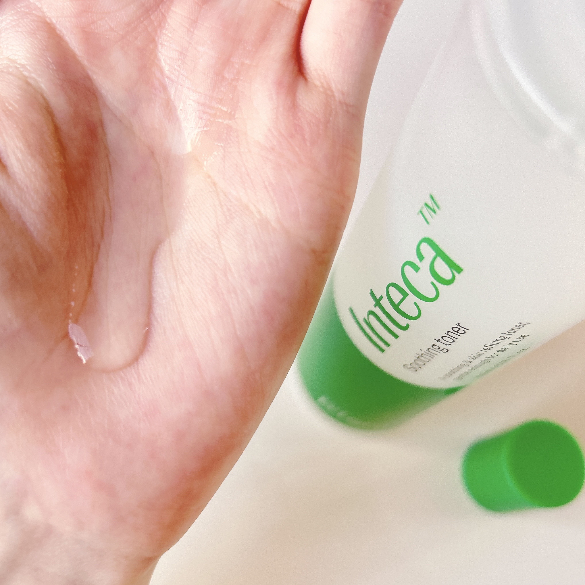 インテカ スージングクリーム/make prem/フェイスクリームを使ったクチコミ（2枚目）