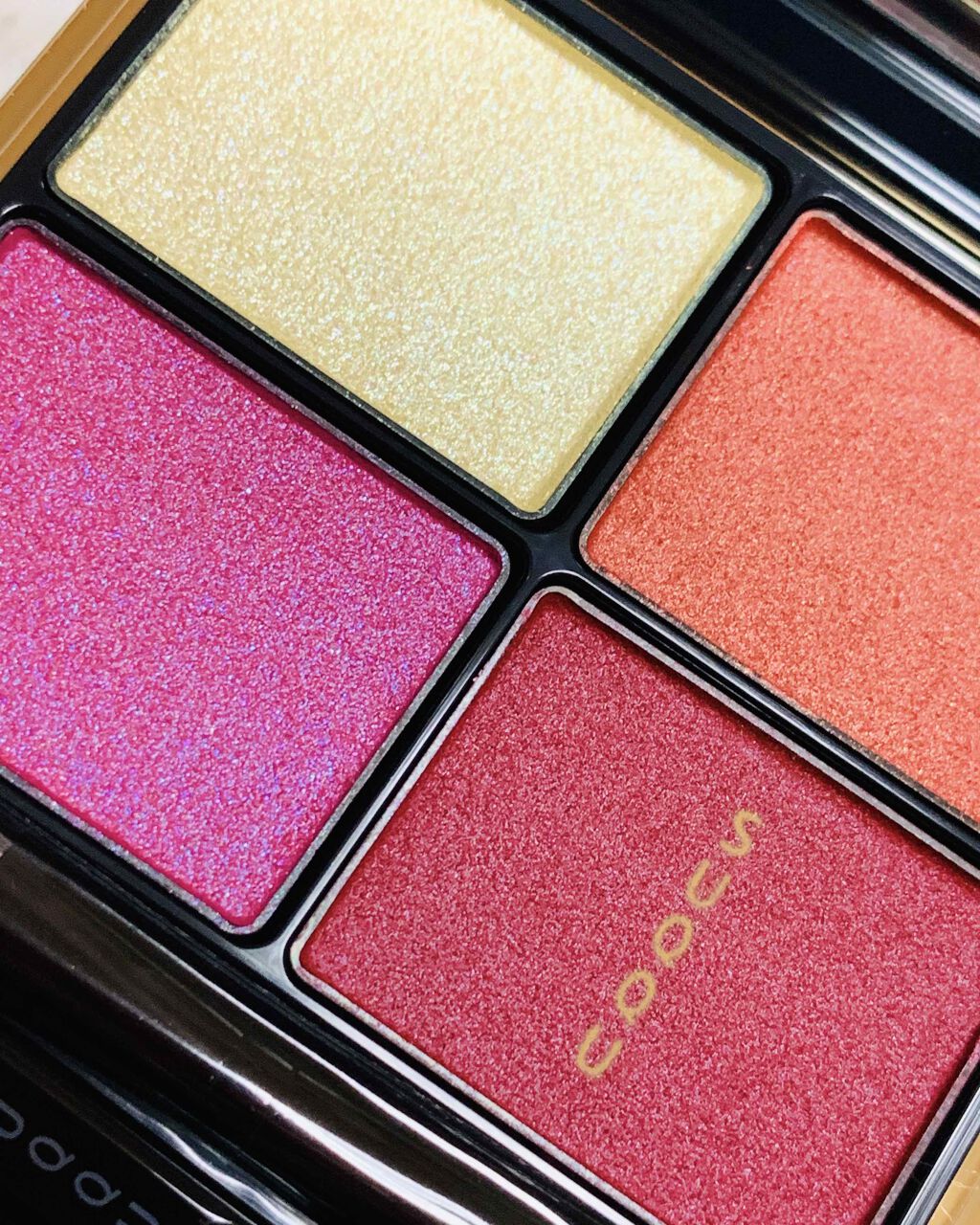 デザイニング カラー アイズ/SUQQU/アイシャドウパレットを使ったクチコミ(2枚目)