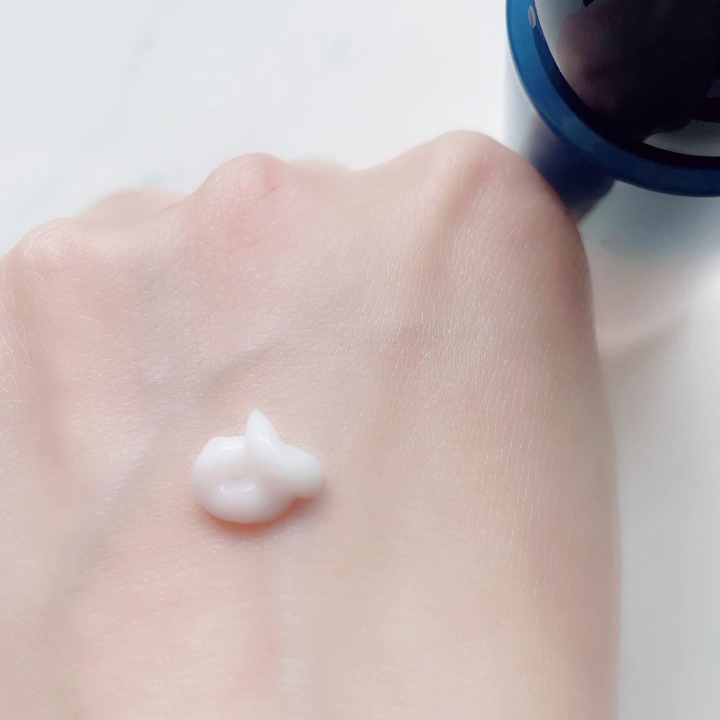 モイスチュア リッチミルク/cresc. by ASTALIFT/乳液を使ったクチコミ(3枚目)