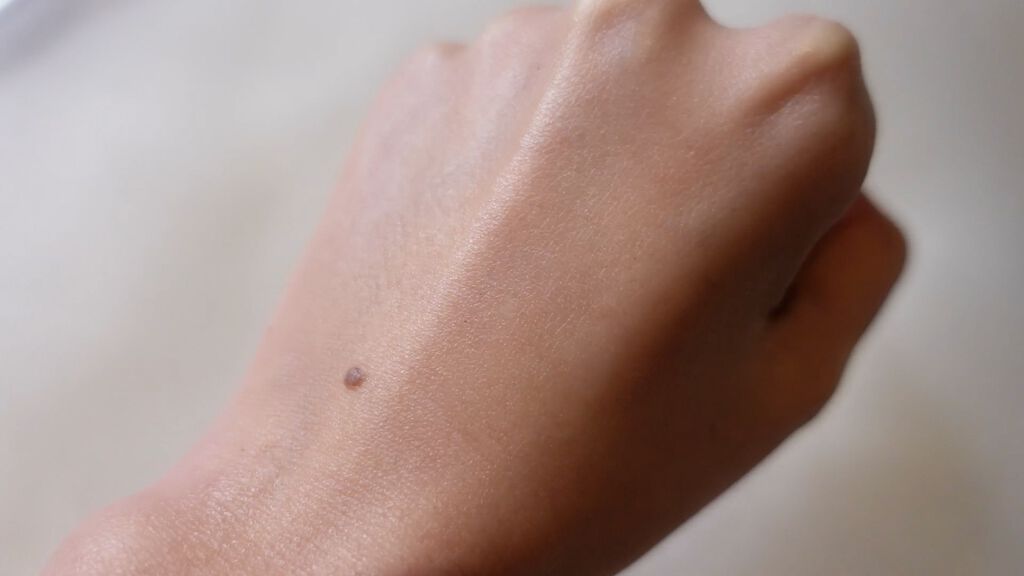 3番 ノーファンデ陶器肌トーンアップクリーム/numbuzin/化粧下地を使ったクチコミ(4枚目)