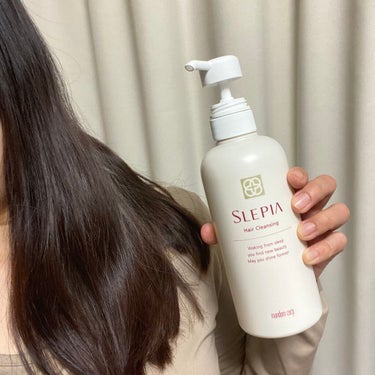 SLEPIA ヘアクレンジングのクチコミ「これ一つで済んでしまう、ヘアクレンジングというものを初めて使ってみました。


ヒビノビさまの.....」（1枚目）