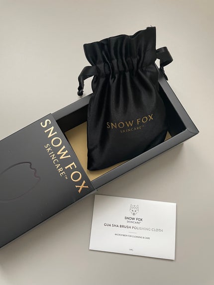 プレミアム FOX カッサ ゴースト ヘアブラシ ブラック/SNOW FOX SKINCARE/ヘアブラシを使ったクチコミ(4枚目)