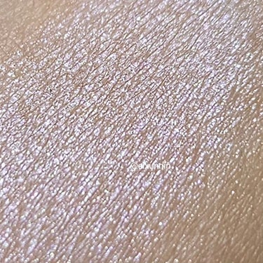 Heaven's Hue highlighter/stila/パウダーハイライトを使ったクチコミ（3枚目）