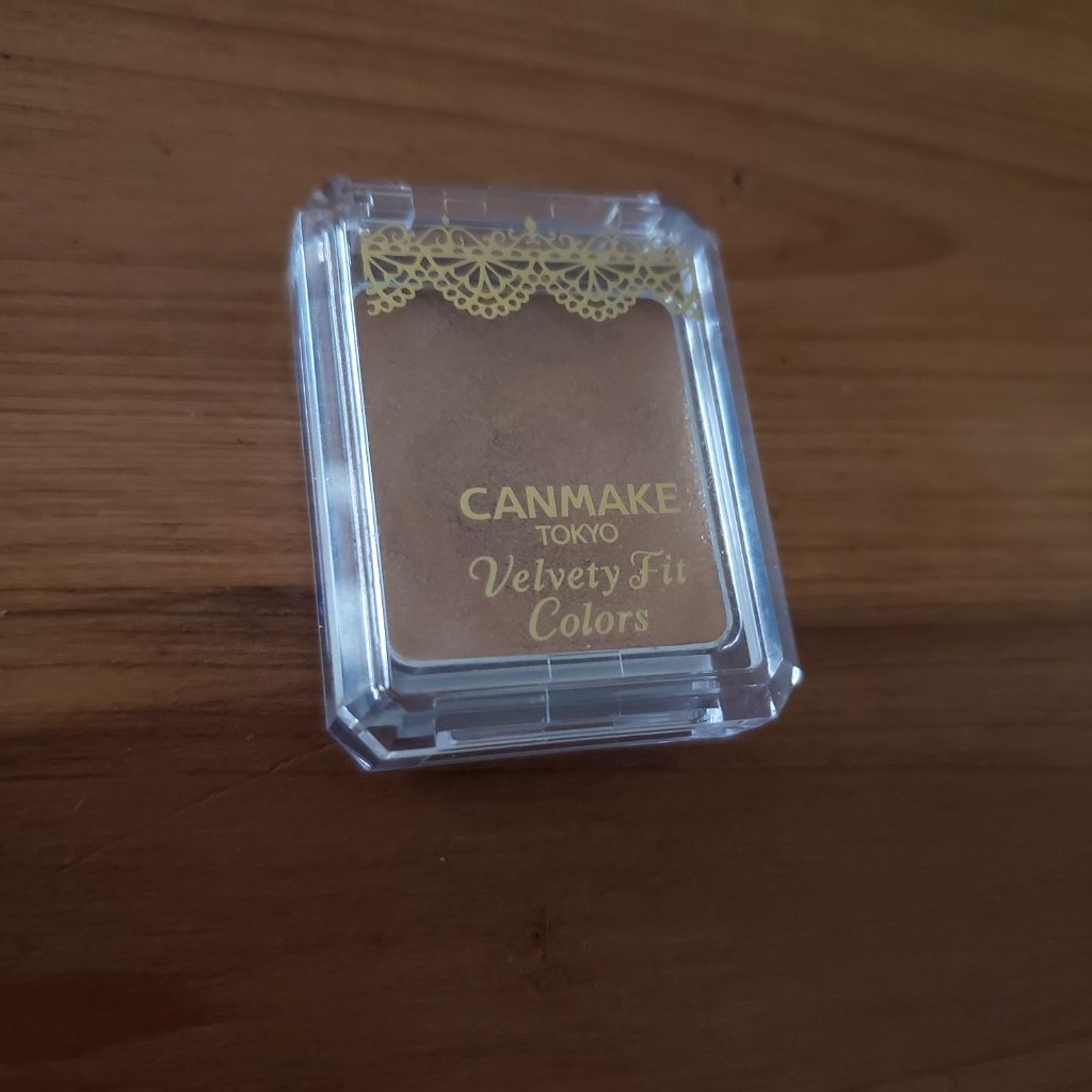 ベルベッティフィットカラーズ/キャンメイク/ジェル・クリームアイシャドウを使ったクチコミ(1枚目)