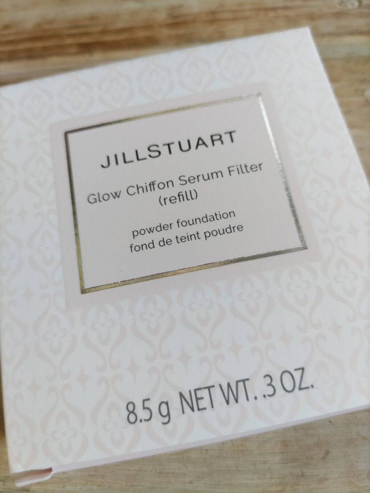 JILL STUART グロウシフォン セラムフィルターのクチコミ「今までのパウダーファンデーションから少し色味も変わって新しくなったファンデーション
く今までの.....」（2枚目）