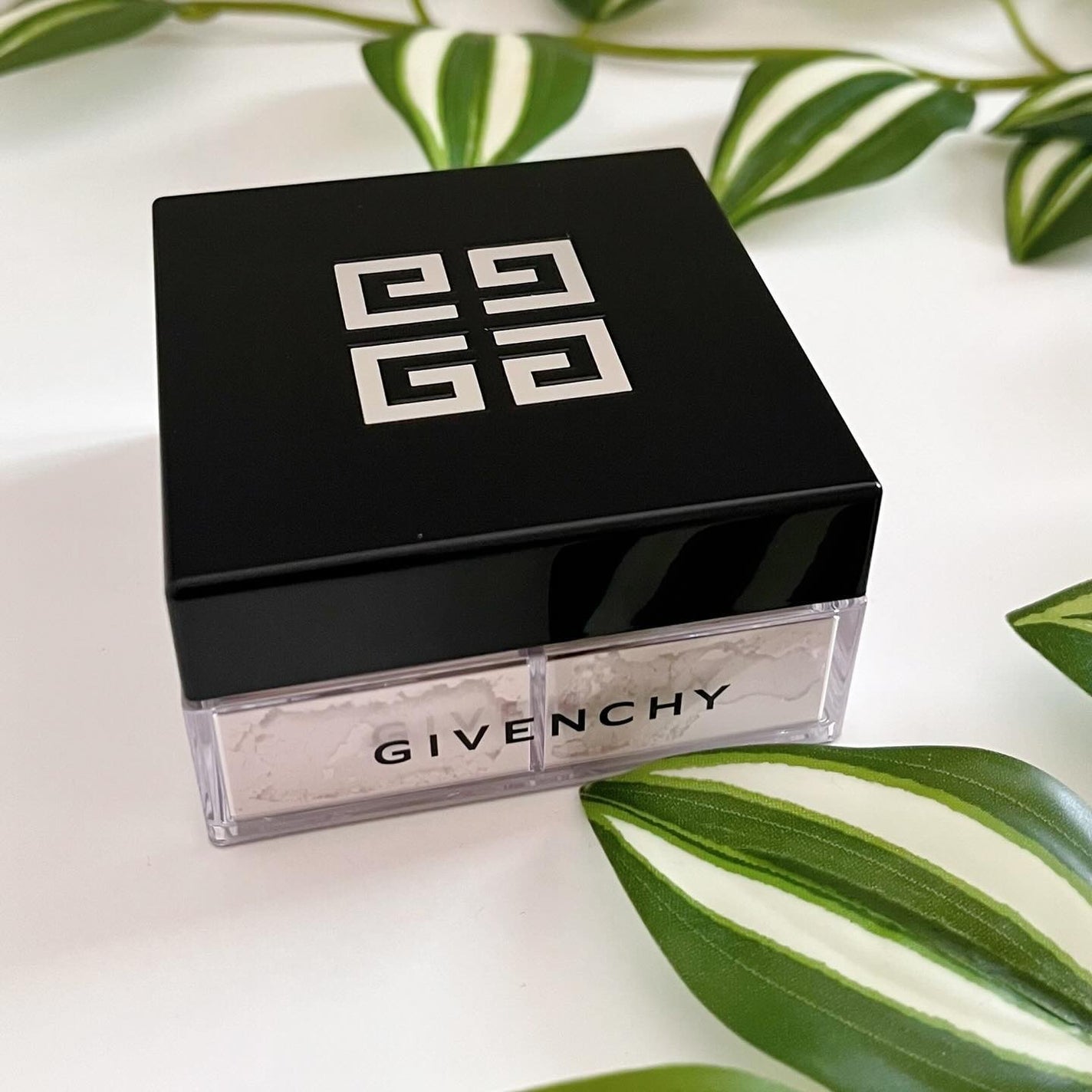 プリズム・リーブル/GIVENCHY/ルースパウダーを使ったクチコミ(8枚目)