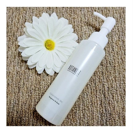 ボタニカルクレンジングオイル(ベルガモット&ローズの香り)/BOTANIST/オイルクレンジングを使ったクチコミ(1枚目)