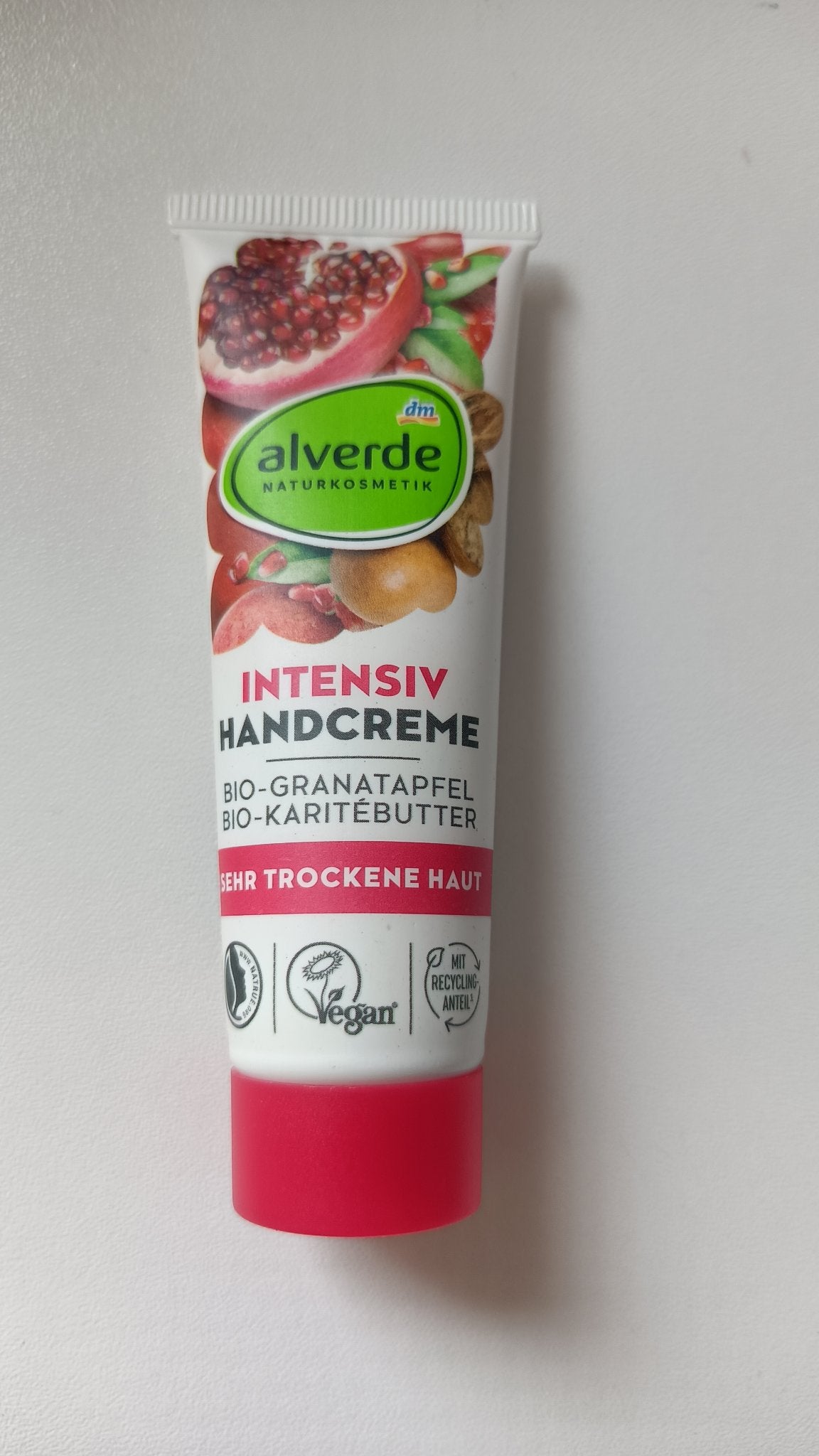 パーソナルリップクリーム/KATE/リップクリームを使ったクチコミ(2枚目)