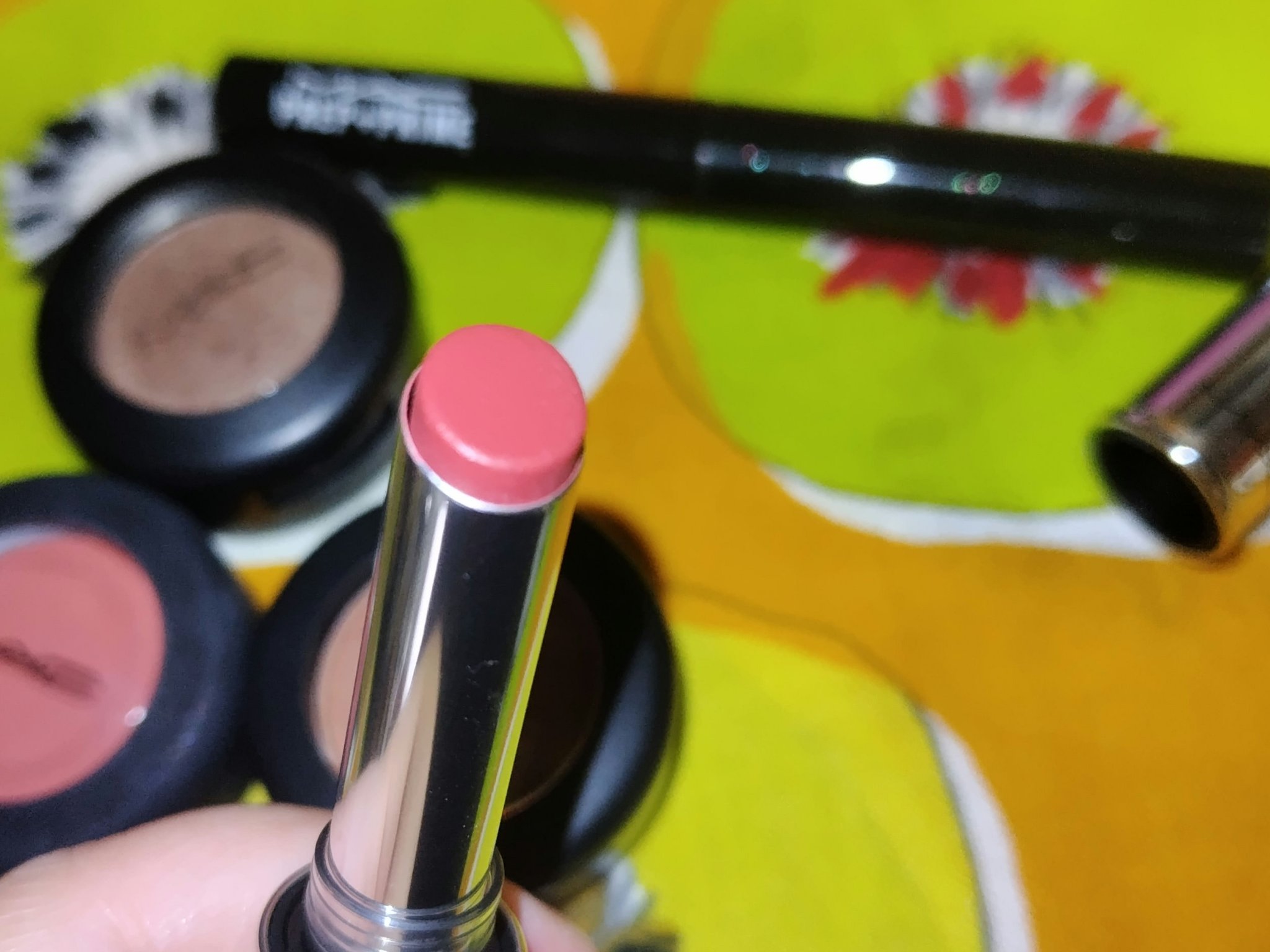 ロックドキス リップスティック コイ (ダスティー ローズ)/M・A・C/口紅を使ったクチコミ（2枚目）