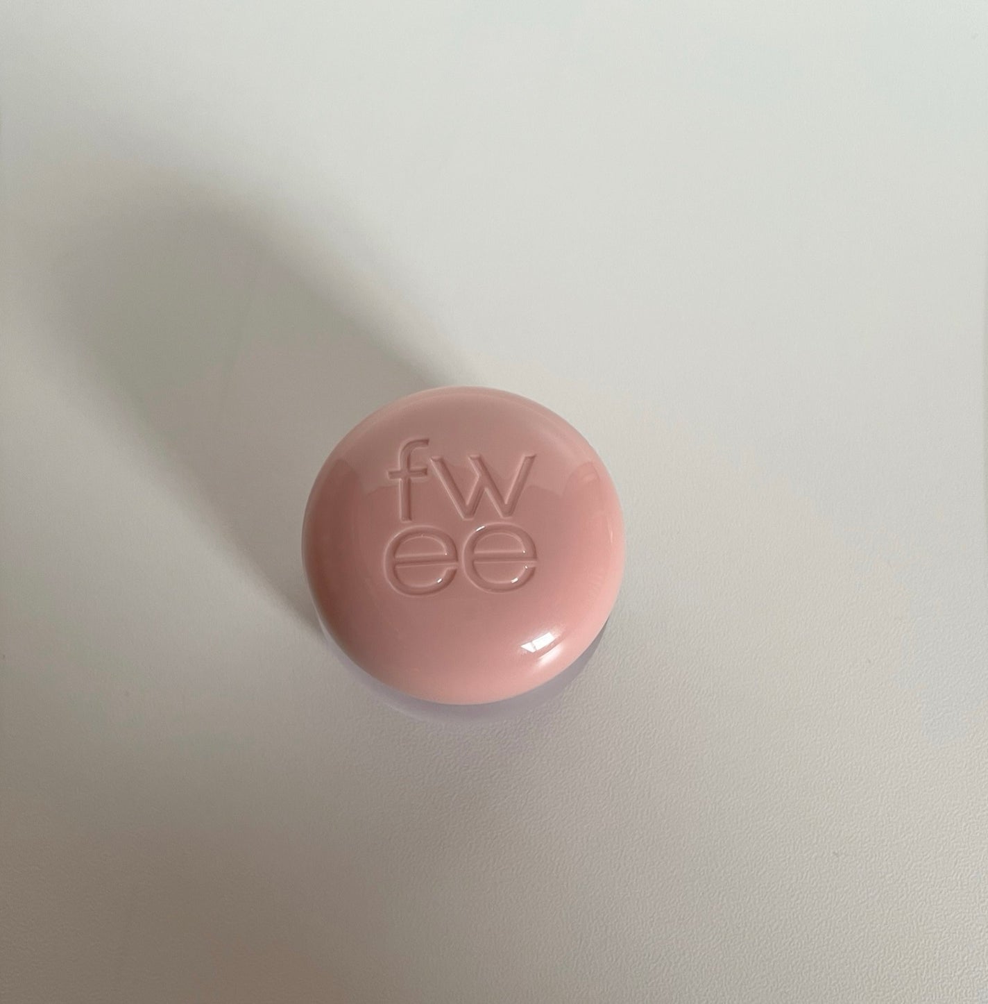 リップアンドチーク ブラーリープリンポット/fwee/口紅を使ったクチコミ(2枚目)