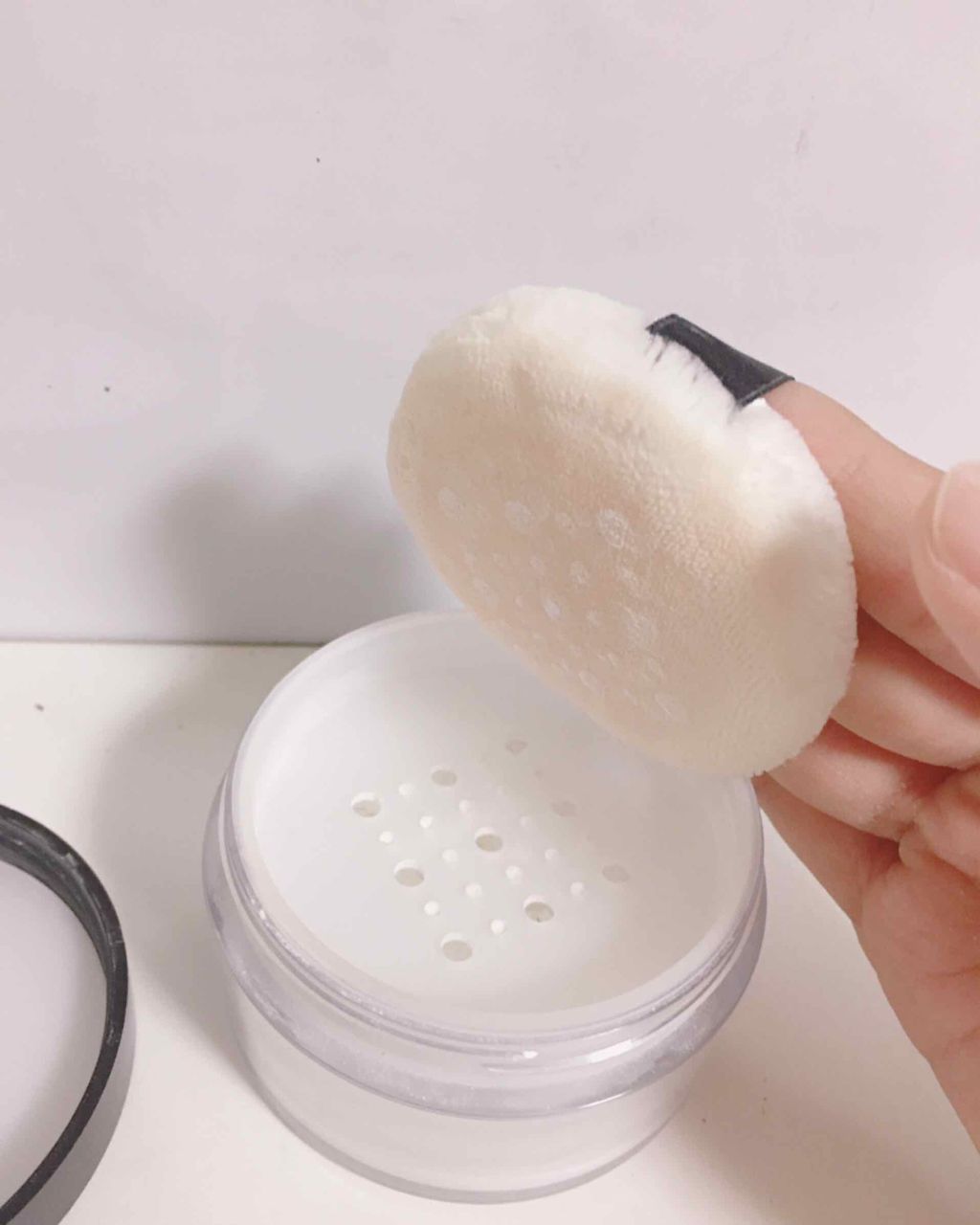 フィニッシングパウダー/チャコット・コスメティクス/ルースパウダーを使ったクチコミ(2枚目)