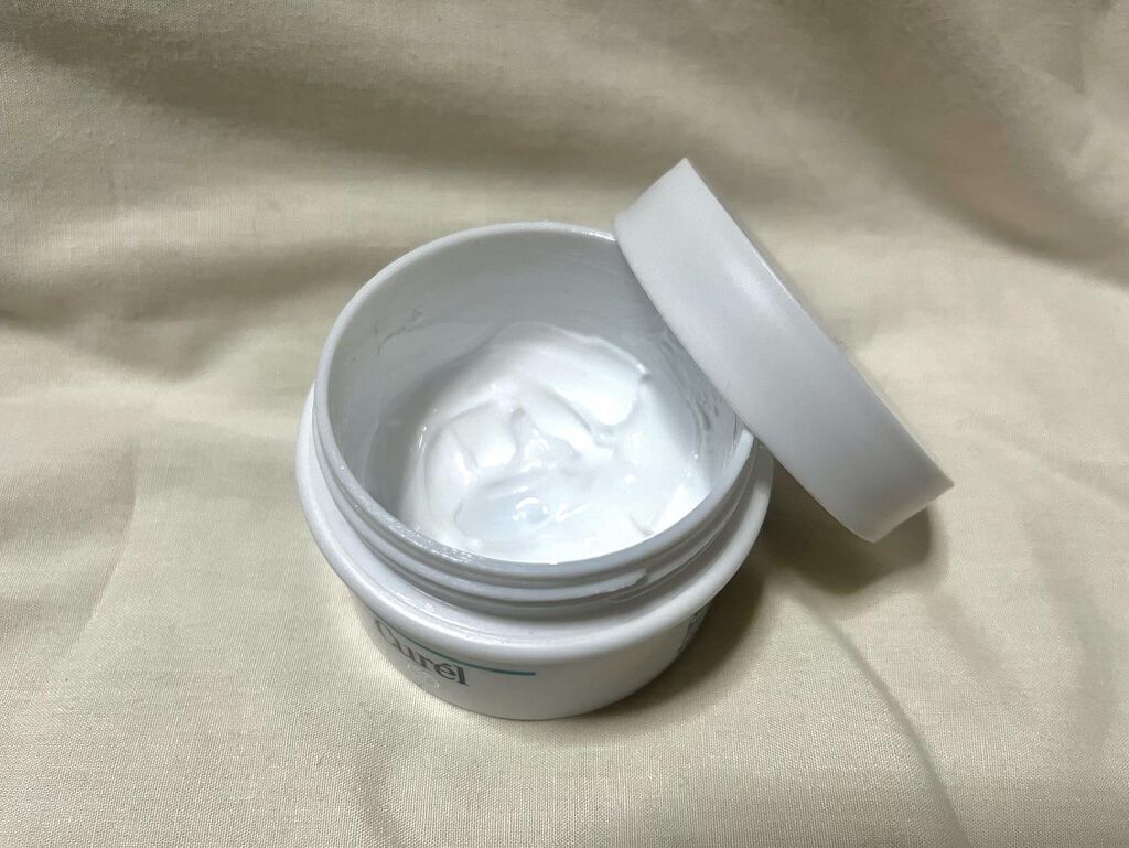 モイスチャーバーム ジャー/キュレル/フェイスクリームを使ったクチコミ(3枚目)