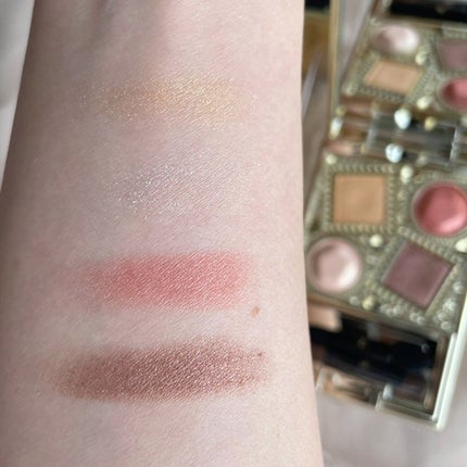 フェザー ヴェール 001/Elégance/ルースパウダーを使ったクチコミ(3枚目)