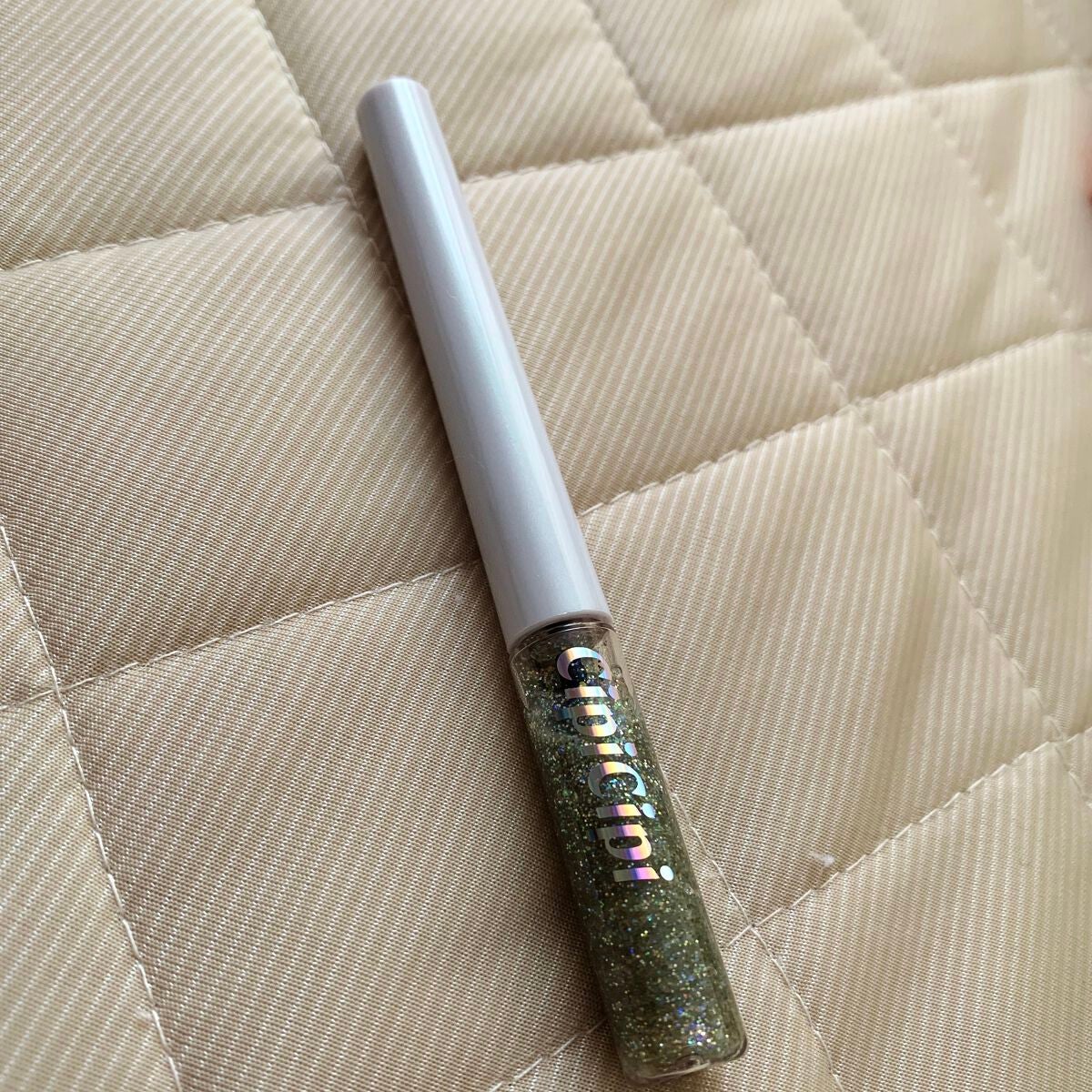 グリッター イルミネーションライナー R/CipiCipi/リキッドアイライナーを使ったクチコミ(1枚目)