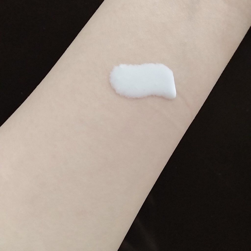 皮脂テカリ防止下地/CEZANNE/化粧下地を使ったクチコミ（2枚目）