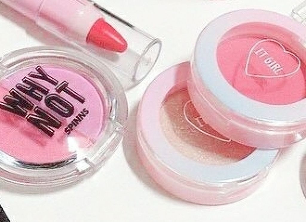 ダイソー×IT GIRL アイシャドウ/DAISO/単色アイシャドウを使ったクチコミ（1枚目）