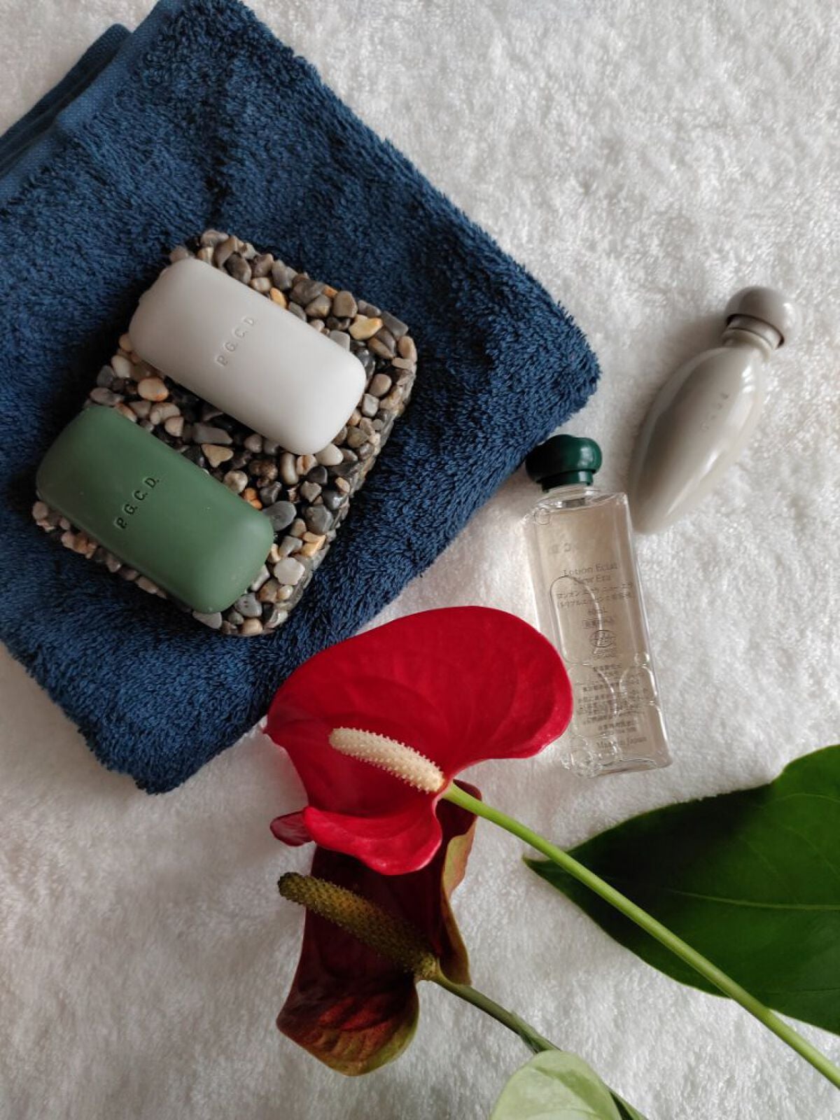 ロシオン エクラ/P.G.C.D.(ペー・ジェー・セー・デー)/美容液を使ったクチコミ(2枚目)