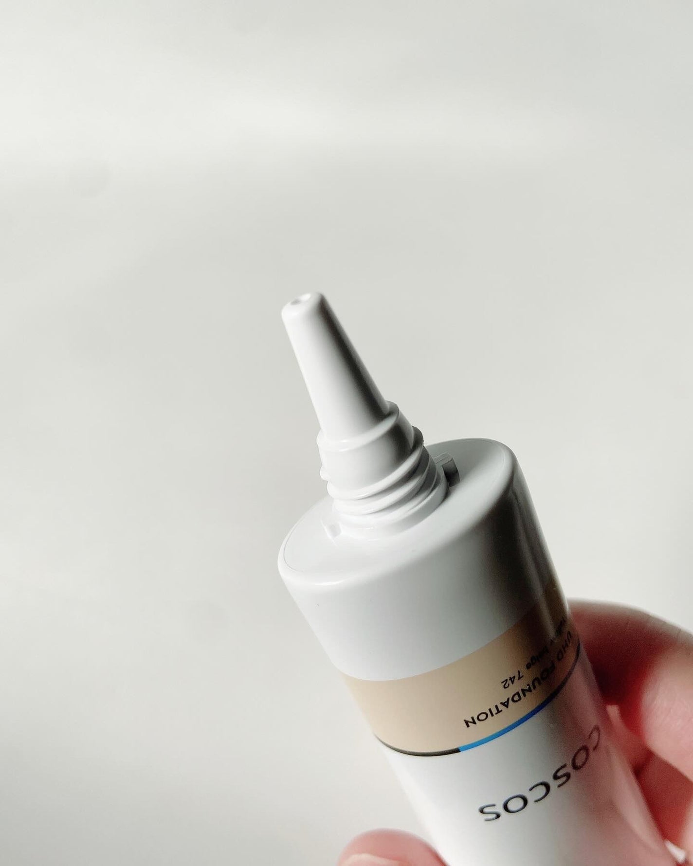 UHDファンデーション742(イエローベージュ)/COSCOS/リキッドファンデーションを使ったクチコミ(4枚目)