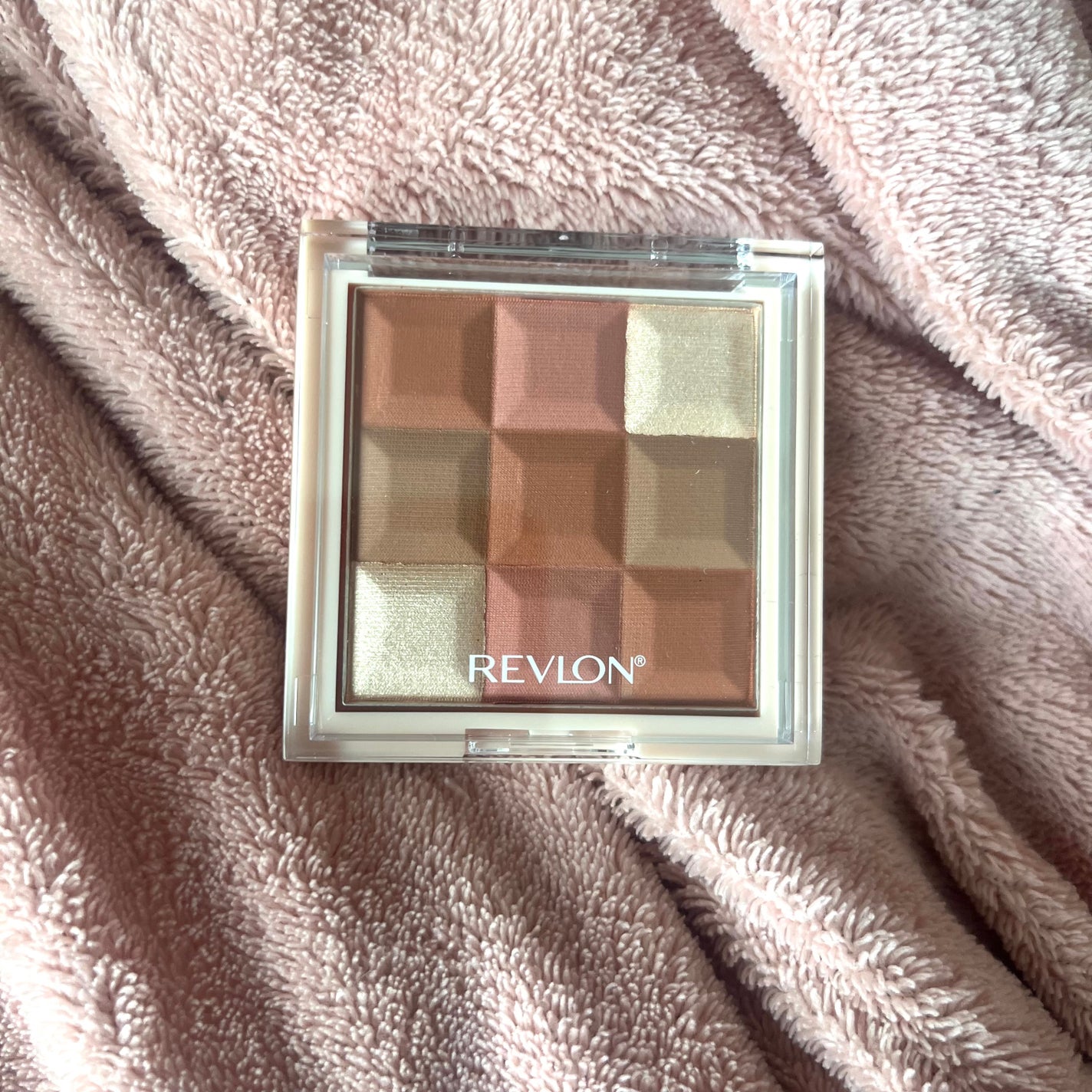 ブラッシュ&イルミネーター パレット/REVLON/パウダーチークを使ったクチコミ(1枚目)