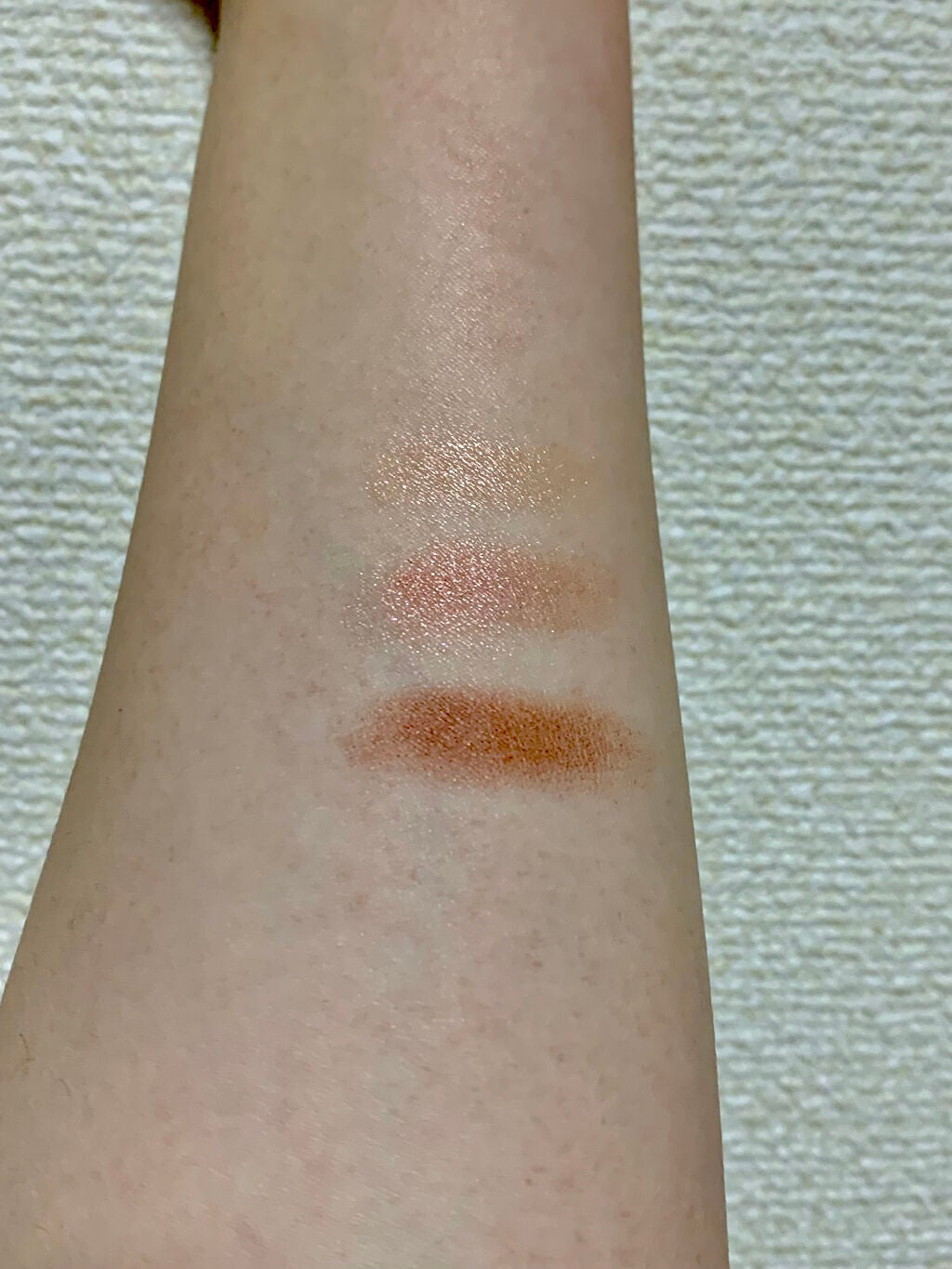 トーンアップアイシャドウ/CEZANNE/アイシャドウパレットを使ったクチコミ(2枚目)