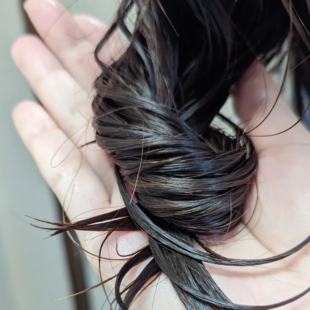 ミラクルズ うるおいブーストミルクウォーターセラム/パンテーン/アウトバストリートメントを使ったクチコミ（3枚目）