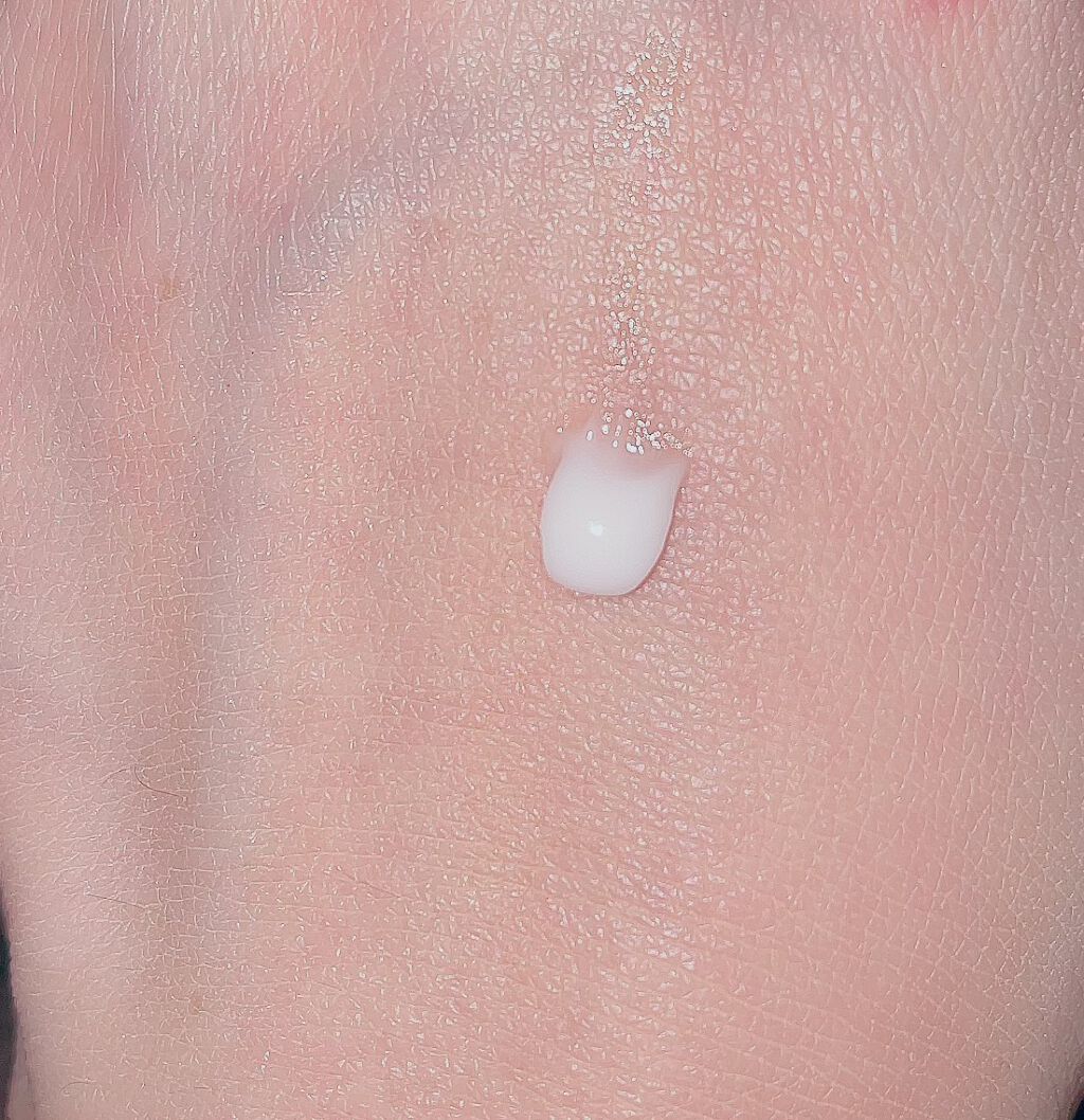 プラセホワイター 薬用美白アイクリーム/明色/アイケア・アイクリームを使ったクチコミ(4枚目)