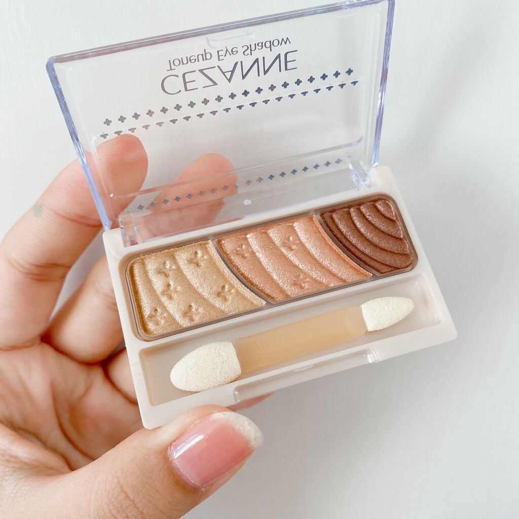 トーンアップアイシャドウ/CEZANNE/アイシャドウパレットを使ったクチコミ(4枚目)