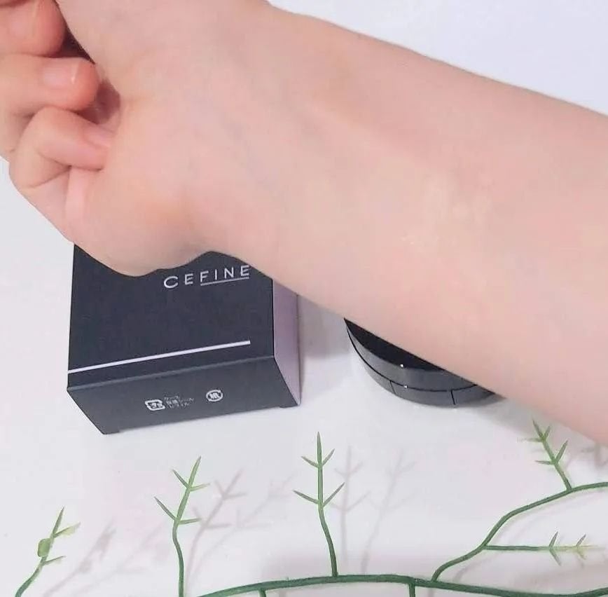 シルキーウェットリクイド/セフィーヌ/クリーム・エマルジョンファンデーションを使ったクチコミ(4枚目)