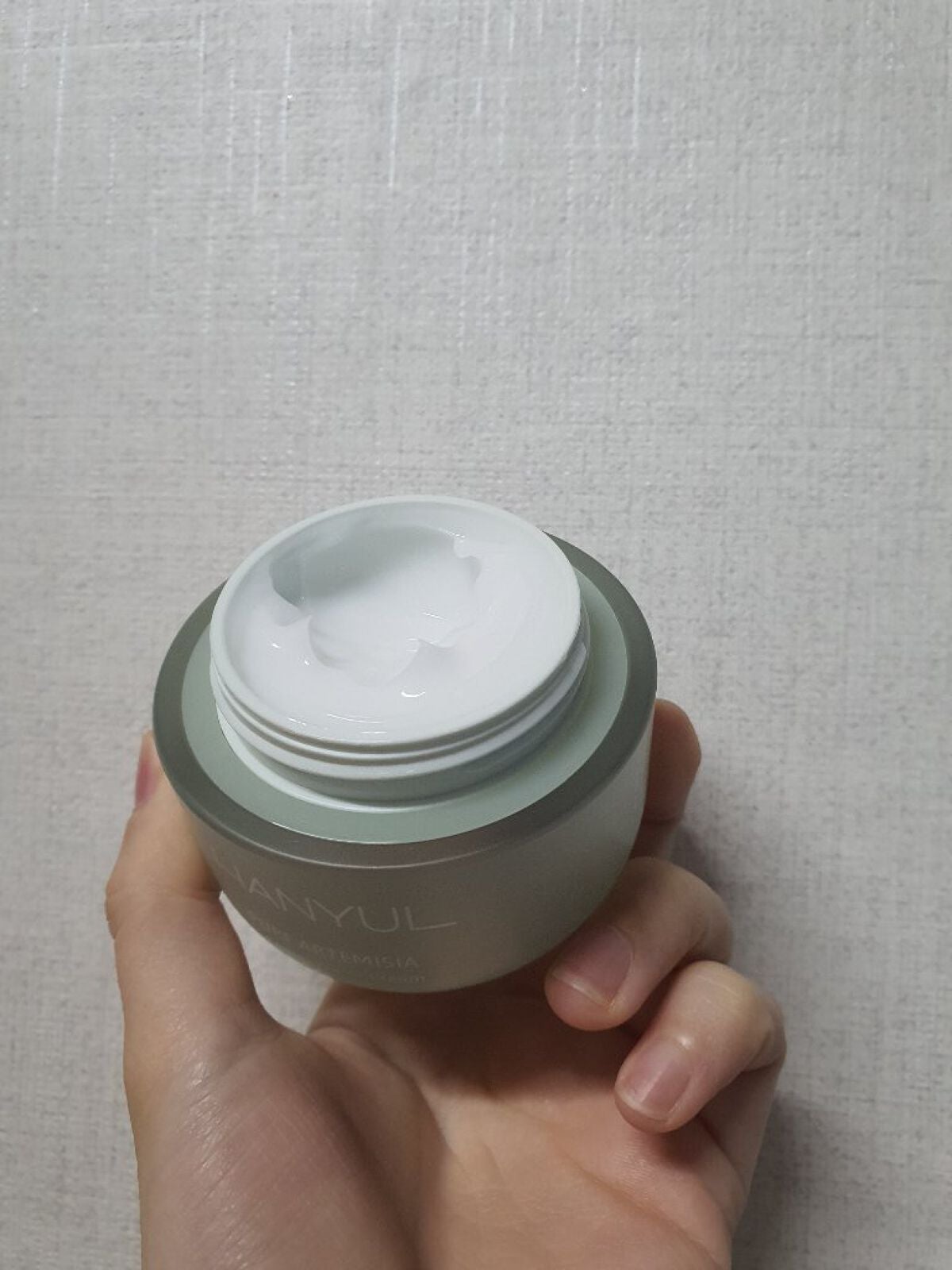 ピュアアルテミシア カーミングウォータークリーム/HANYUL(ハンユル)/フェイスクリームを使ったクチコミ(2枚目)