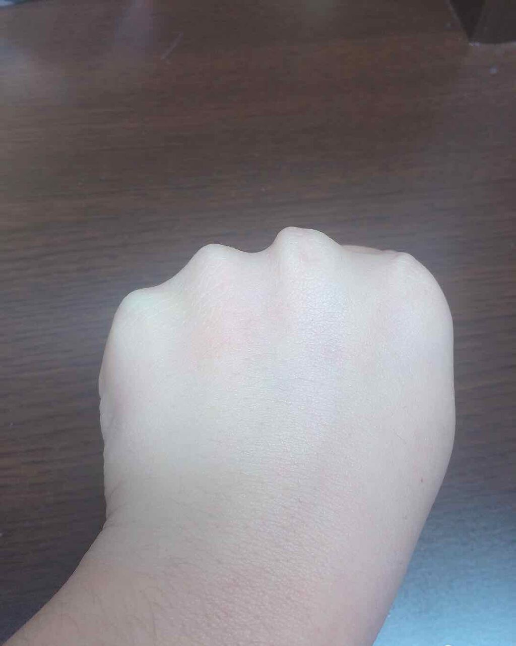 saki on LIPS 「こんにちは!今日紹介するのは日焼け止め!今回紹介する日焼け止め..」(3枚目)