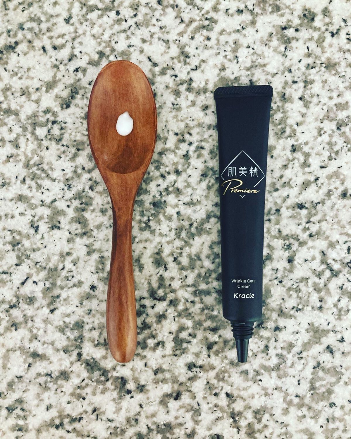 肌美精プレミア　薬用クリーム/肌美精/フェイスクリームを使ったクチコミ（3枚目）