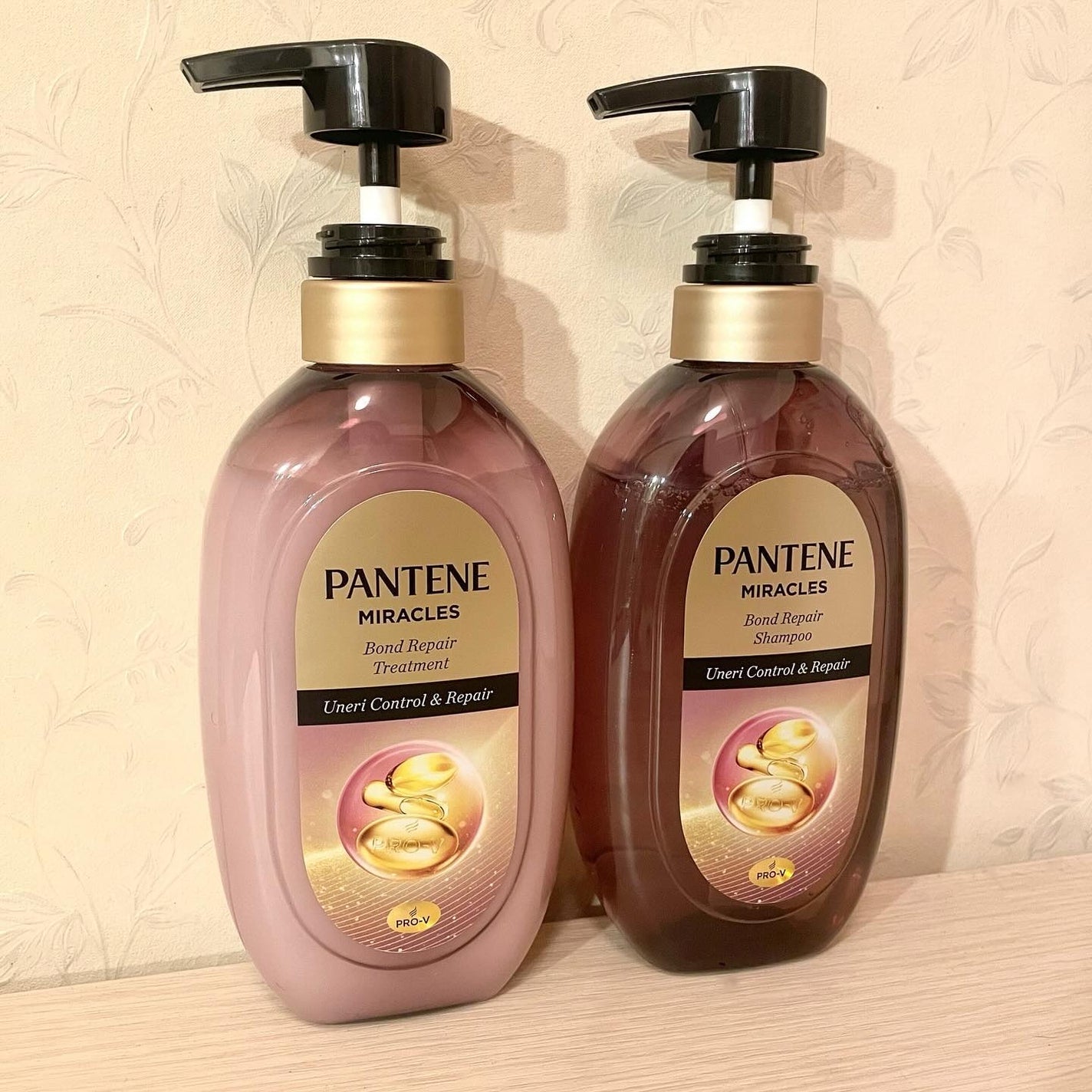 ミラクルズ うねりコントロール&リペア ボンドリペア シャンプー/トリートメント/パンテーン/市販シャンプーを使ったクチコミ(1枚目)