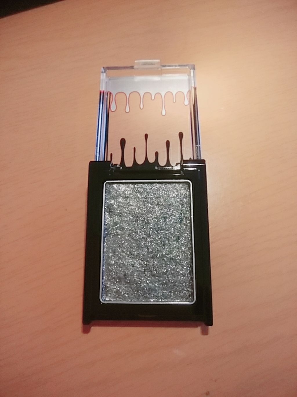 フィットジェルグリッター/KATE/ジェル・クリームアイシャドウを使ったクチコミ（1枚目）