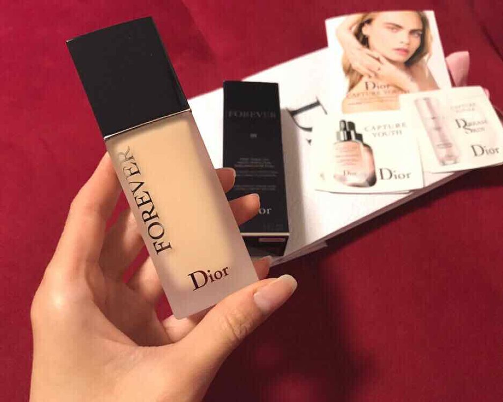 【旧】ディオールスキン フォーエヴァー フルイド マット/Dior/リキッドファンデーションを使ったクチコミ（2枚目）