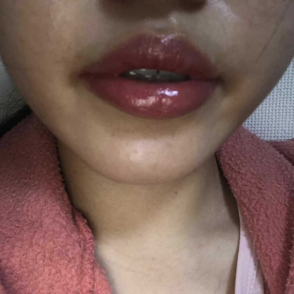 キス バーム/REVLON/口紅を使ったクチコミ(2枚目)