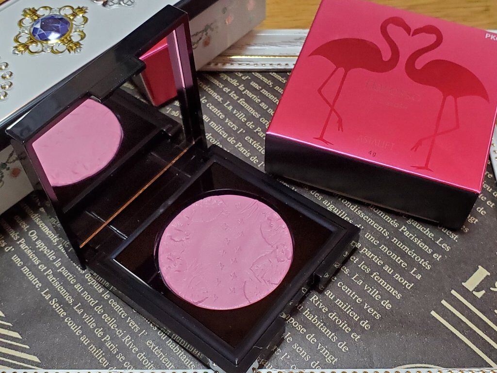 フラロッソ ルーチ ブラッシュ/アスタリフト/パウダーチークを使ったクチコミ(2枚目)