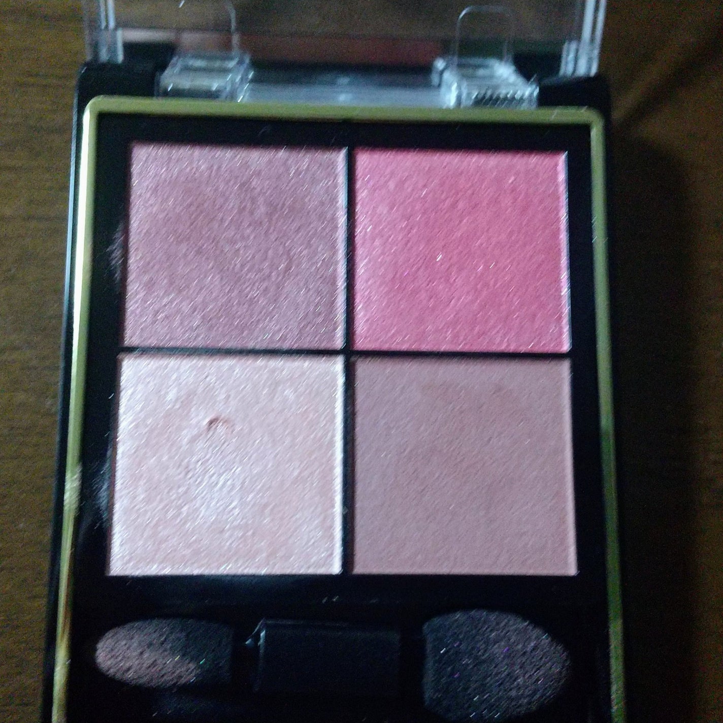 リアルクローズシャドウ/excel/アイシャドウパレットを使ったクチコミ(2枚目)