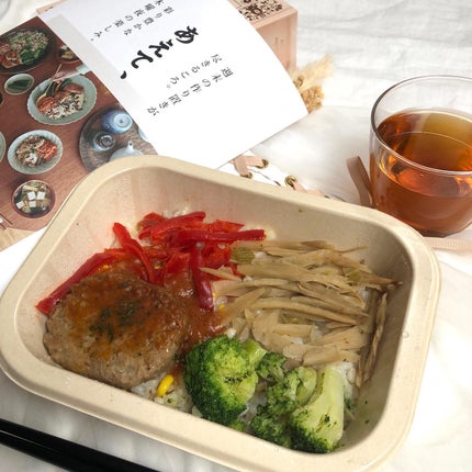 ð¥ð¢ð¬ð.ðððð çŸå®¹ã©ã€ã¿ãŒ on LIPS ã..å³ã®çŽ é±æ«ã®äœã眮ãããå°œãããããããŠã圩ãè±ããªæšæå€..ãïŒ4æç®ïŒ