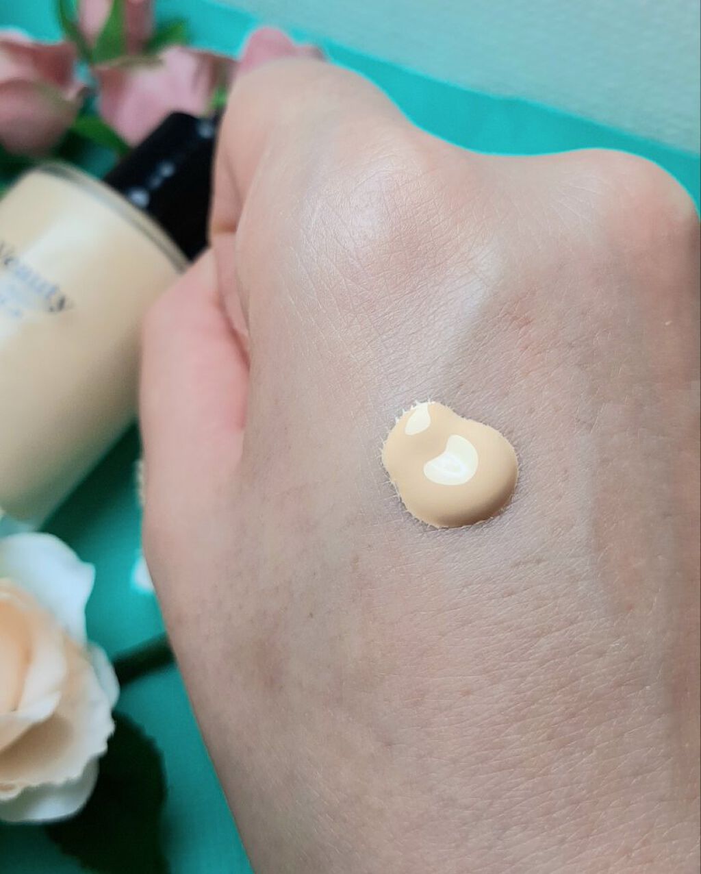 ヴィーガン カラーファンデーション/Veauty by THE_B/リキッドファンデーションを使ったクチコミ（2枚目）