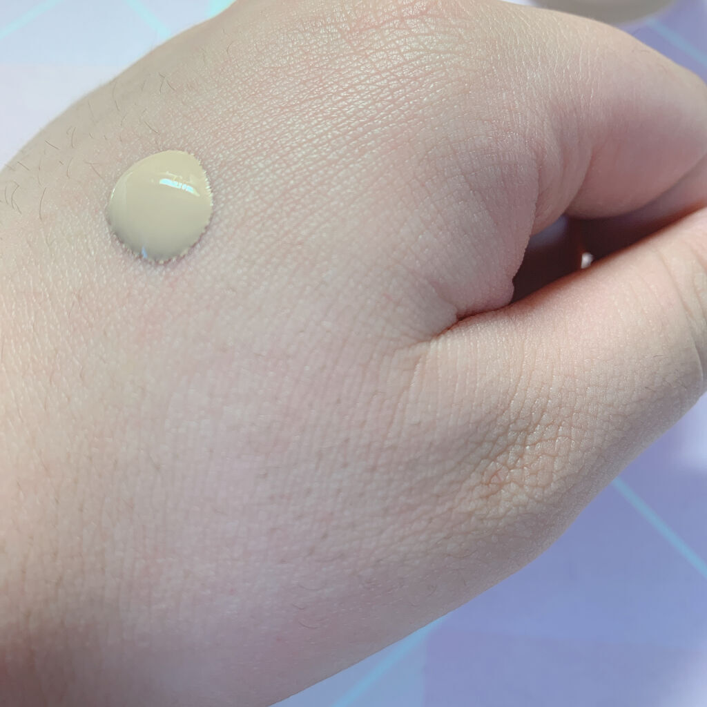 エアリータッチ セラム ファンデーション ナチュラルベージュ /クラブ/リキッドファンデーションを使ったクチコミ（2枚目）