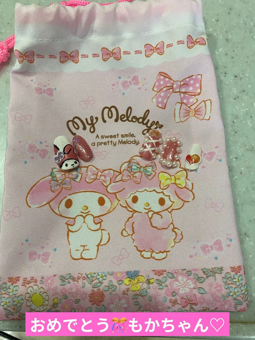 KTドレスアップネイル/ハローキティ/マニキュアを使ったクチコミ(4枚目)